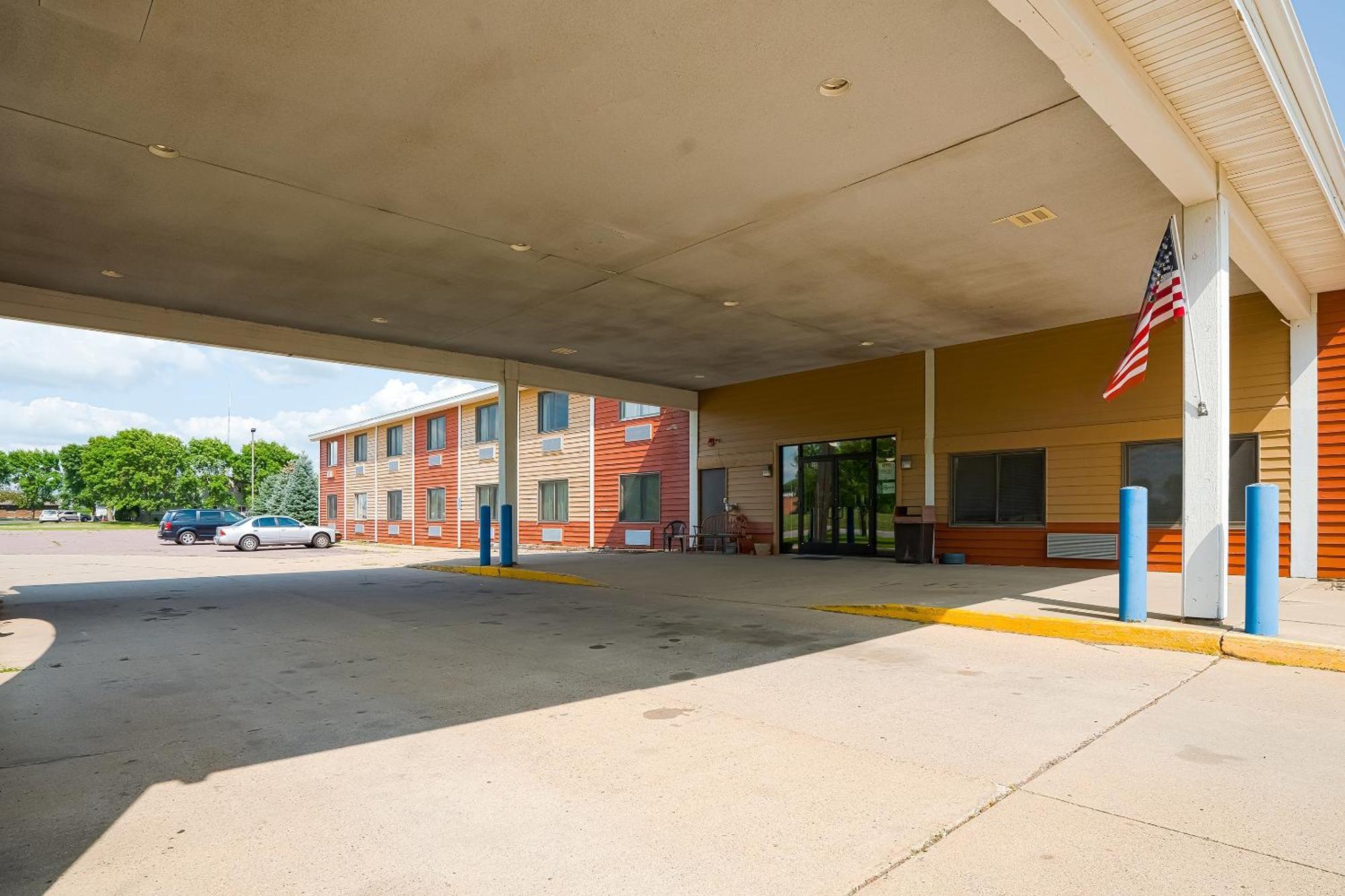 Oyo Hotel Redwood Falls Near Jackpot Casino Luaran gambar